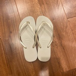 Havaianas flip flops
